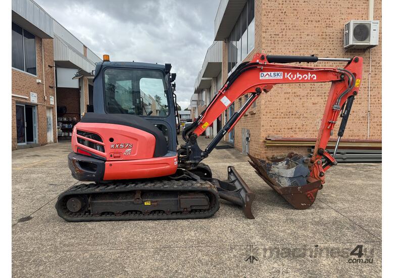 Excavator Kubota KX 57s