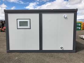 Unused Accommodation & Shower / Toilet Block Unit - picture1' - Click to enlarge