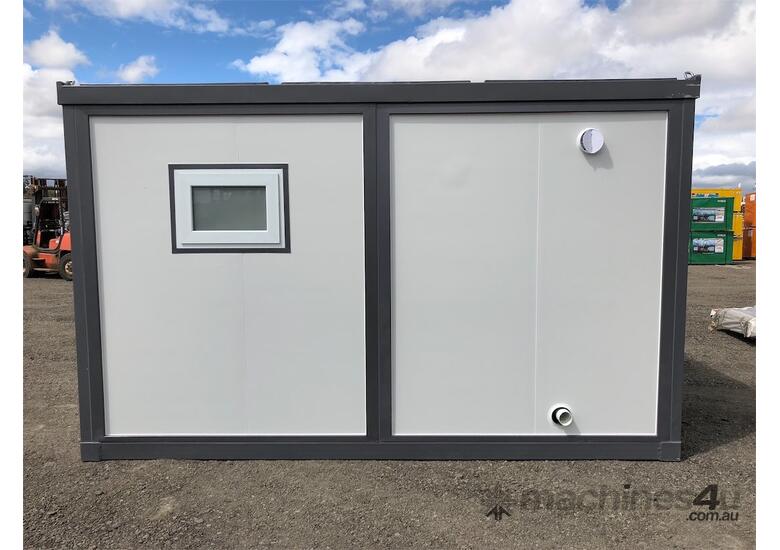 Unused Accommodation & Shower / Toilet Block Unit