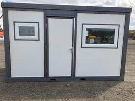 Unused Accommodation & Shower / Toilet Block Unit - picture0' - Click to enlarge