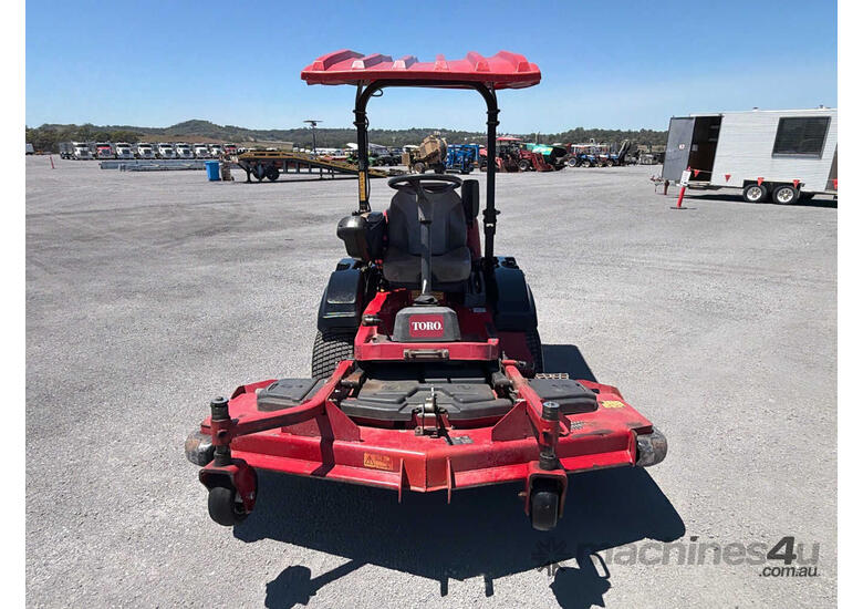 Toro GroundsMaster 3200 Ride On Mower (Out Front)