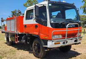 Isuzu FSS550 Crew 4x4 Dualcab Traytop Firetruck. Ex NSW Rural Fire Service.