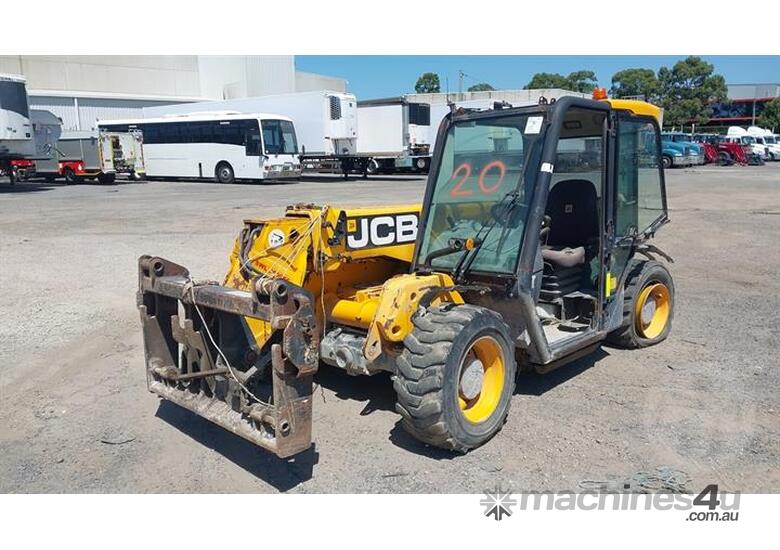 JCB 525-60