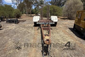 CUSTOM TILTING FORKLIFT TRAILER