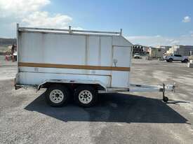 1999 Homemade Tandem Axle Enclosed Trailer - picture0' - Click to enlarge