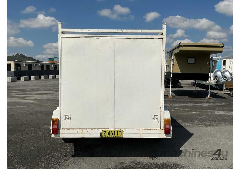 1999 Homemade Tandem Axle Enclosed Trailer
