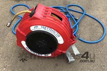 Retracta Hose Reel And Hose.