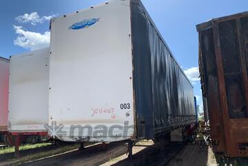 2008 Southern Cross Trailers Standard Tri Axle Tri Axle Flat Top Curtainside Trailer