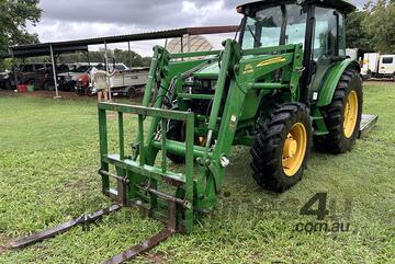 John Deere   5085m