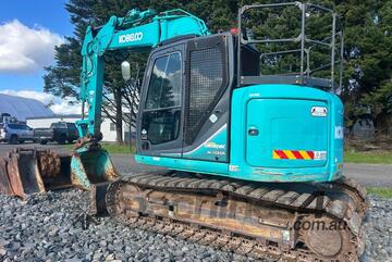Kobelco 2016   SK135sr-3