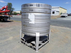 transportable stainless steel tanks - picture0' - Click to enlarge