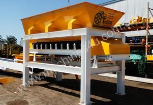 Thomas 6 cubic metre Hopper FOR SALE
