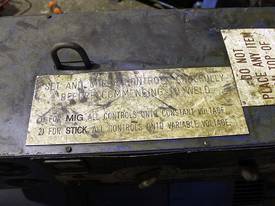 Lincoln SHEILD ARC SAM 400 mig/stick welder - picture1' - Click to enlarge