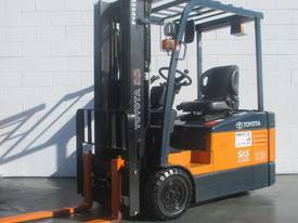 Toyota 7FBE18 1.8 ton Electric Forklift - picture1' - Click to enlarge