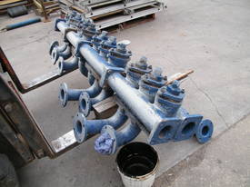 valve manifold - picture0' - Click to enlarge