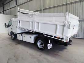 Fuso Canter 918 Tipper Truck - picture1' - Click to enlarge