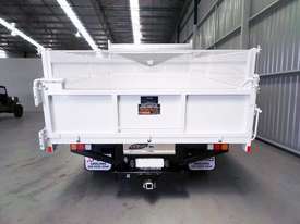 Fuso Canter 918 Tipper Truck - picture2' - Click to enlarge