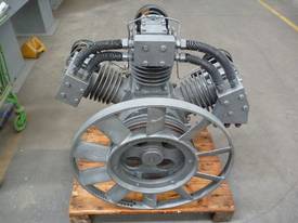 CHAMPION 60CFM  AIR END - picture0' - Click to enlarge