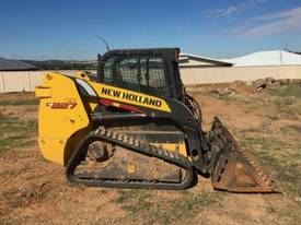 New Holland C227 track loader for sale - picture0' - Click to enlarge
