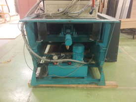 Votecs Crunching/Grinding Machine - picture1' - Click to enlarge
