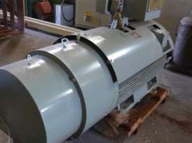 315 kw 420 hp 4 pole 315 frame Electric Motor - picture0' - Click to enlarge