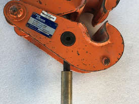 Beam Girder Clamp 3 Ton PWB Anchor Block & Tackle Lifting Mount - picture0' - Click to enlarge