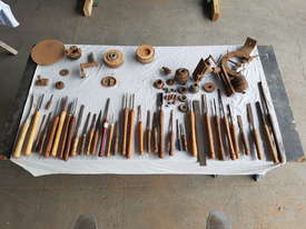 LATHE -  Includes large selection of Chisels, blanks, chucks and accessories - picture0' - Click to enlarge