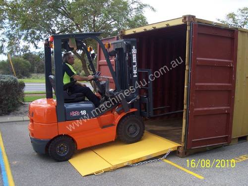 6500kg forklift container entry ramp FREE DELIVERY