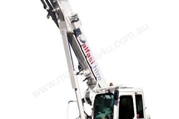 MAEDA LC1385M-8B 6t MINI CRAWLER CRANE