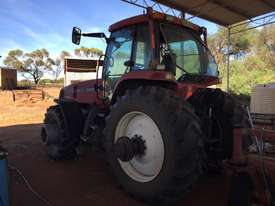 Case IH MX270 FWA/4WD Tractor - picture1' - Click to enlarge