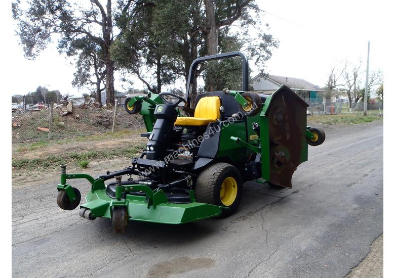 caption John Deere 1600 Wide Area mower Lawn Equipment