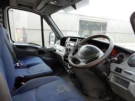 Iveco Daily 45C15 Cab chassis Truck - picture2' - Click to enlarge