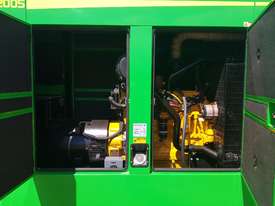 200KVA Staunch Generator ( Powered By John Deere ) - picture1' - Click to enlarge