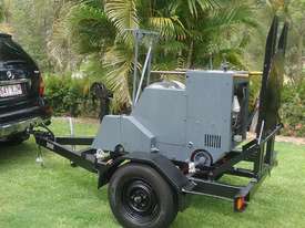 CONCRETE CUTTING MACHINE WIYH TRAILER - picture0' - Click to enlarge
