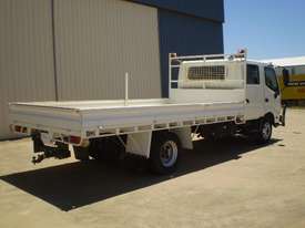 Hino 917 - 300 Series Tray Truck - picture2' - Click to enlarge