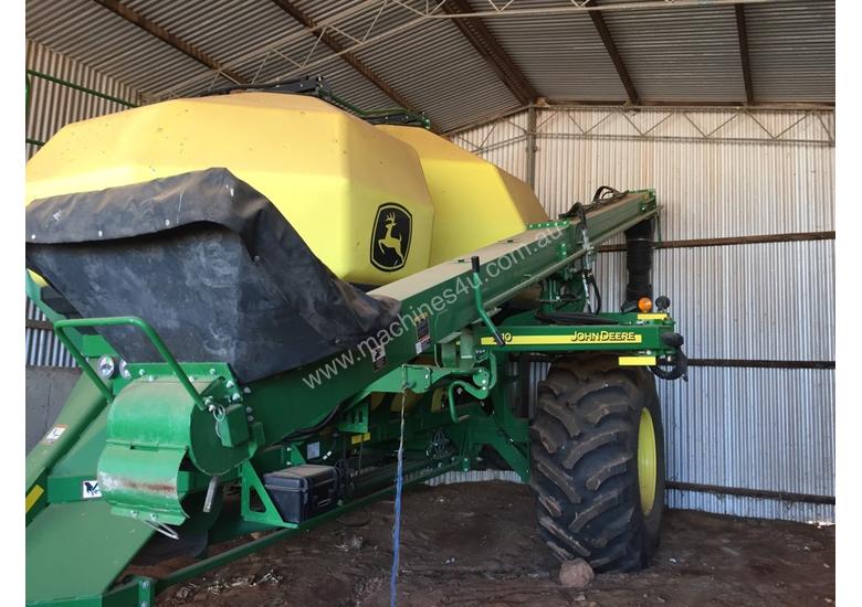 Used 2016 John Deere John Deere 1910 Air Seeder Cart Seeding Planting Equip Seeder in , Listed