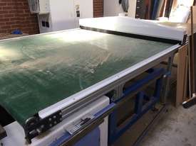 CNC loading and Unloading table - picture0' - Click to enlarge