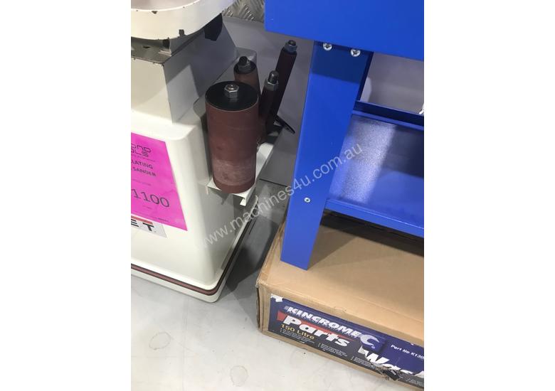 caption Bobbin sander large table