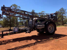 Stoll S8 Boom Spray Sprayer - picture0' - Click to enlarge