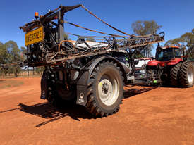 Stoll S8 Boom Spray Sprayer - picture1' - Click to enlarge