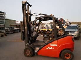 Forklift 2.5Tonne - picture0' - Click to enlarge