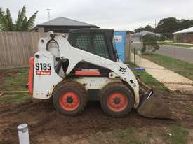 2012 Bobcat S185 - picture2' - Click to enlarge