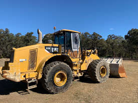 Caterpillar 972H Loader/Tool Carrier Loader - picture2' - Click to enlarge