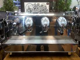 VICTORIA ARDUINO ADONIS 3 GROUP BLACK ESPRESSO COFFEE MACHINE  - picture0' - Click to enlarge