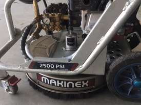 Dual mode pressure cleaner  - picture1' - Click to enlarge