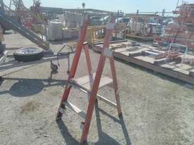 Ladamax 600 Ladder - picture0' - Click to enlarge