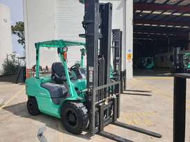 Used Mitsubishi FG35NT for sale - picture0' - Click to enlarge
