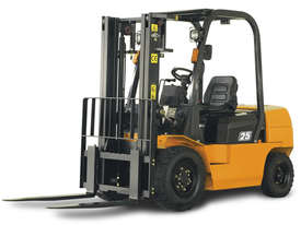 R Series 4.0-4.5T Internal Combustion - picture0' - Click to enlarge