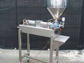 Flamingo Stainless Piston Filler 50-500ml - picture0' - Click to enlarge