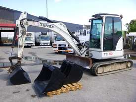 2006 Terex HR20 6 Tonne Rubber Tracked Excavator with Push Blade & Four Buckets (GA1201) - picture0' - Click to enlarge